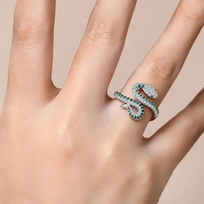 Bagues serpent Moissanite originales charmantes