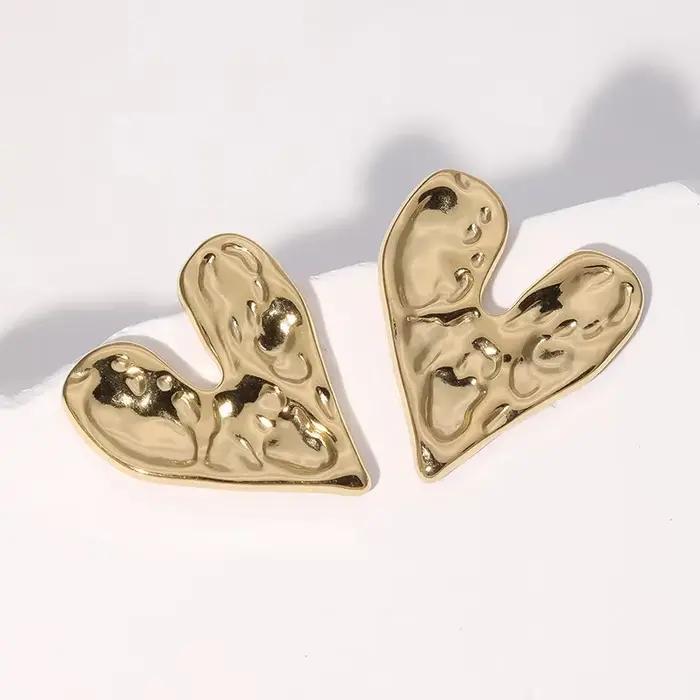 Boucles d'oreilles dorées en forme de grand cœur pour femmes, bijoux simples et exagérés, liquide pliable irrégulier, tempérament lisse et créatif, cadeau pour filles