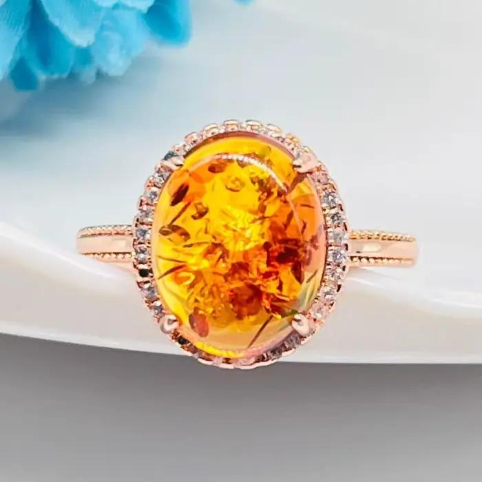 Bague en ambre naturel de la Baltique pour femme, pierre rouge semi-précieuse, bague de cocktail ajustable, bijou pour soirées et occasions spéciales