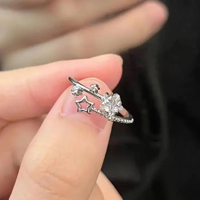 Bague étoile Yerik romantique pour femmes, alliance de mariage avec pierre principale noire ou verte, design brillant pour soirées et cérémonies