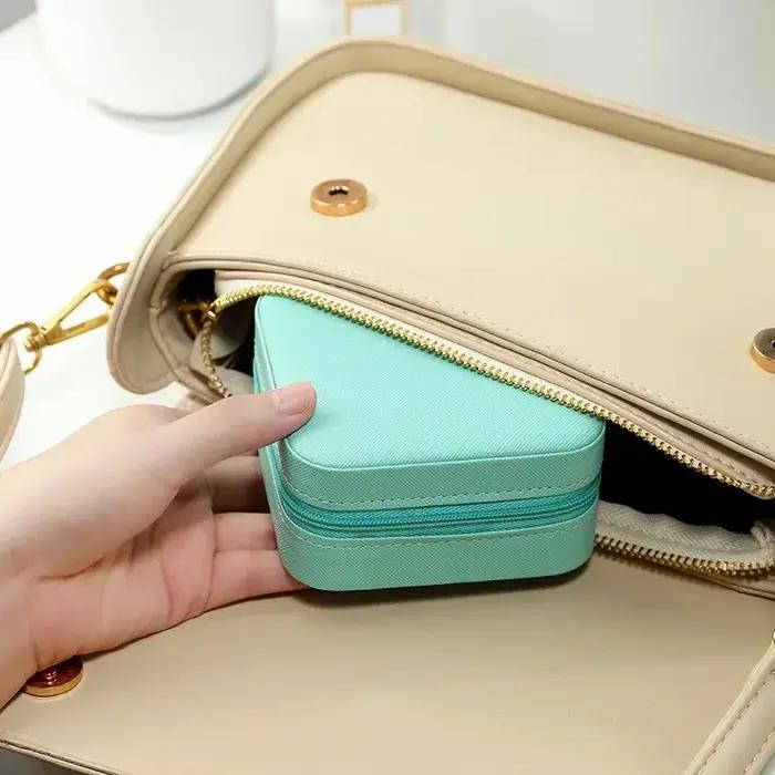 Boîte à bijoux portable en cuir PU - Organisateur multi-compartiments doublé de velours pour bagues