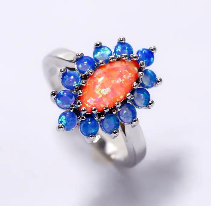 Bague de luxe en forme de fleur pour femmes