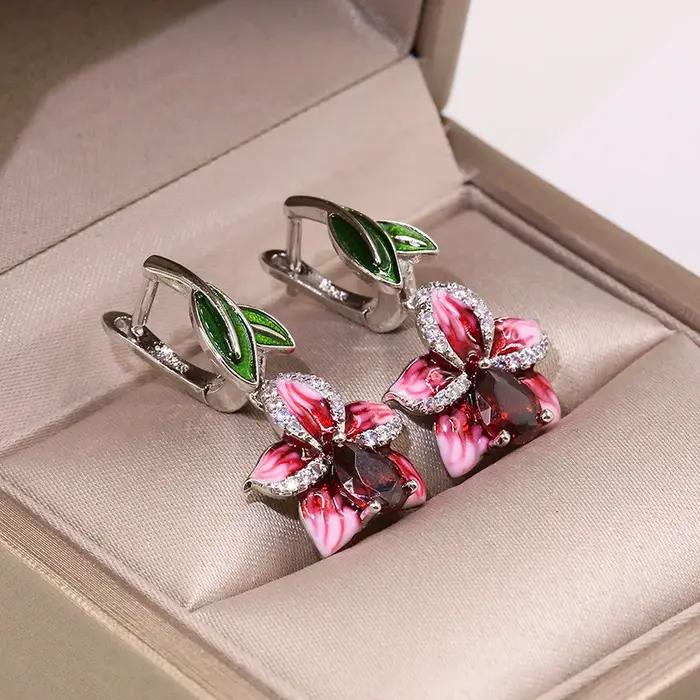 Petites boucles d'oreilles en émail rose pour femmes