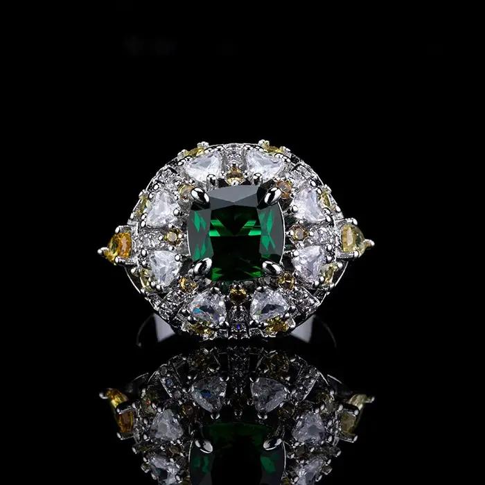 Bagues en tourmaline verte carrée de qualité supérieure pour femmes, luxueuses, bicolores, exquises, entièrement serties de diamants, bague fleurie, bijoux de mariage