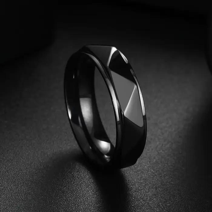 Bague de mariage géométrique à facettes de 8mm de large