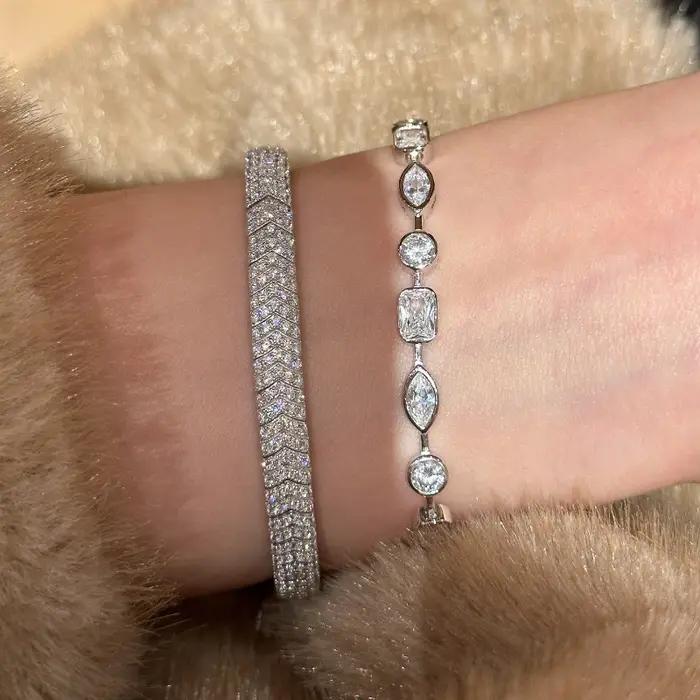 Nouveaux bracelets en diamants étincelants irréguliers et exquis pour femmes