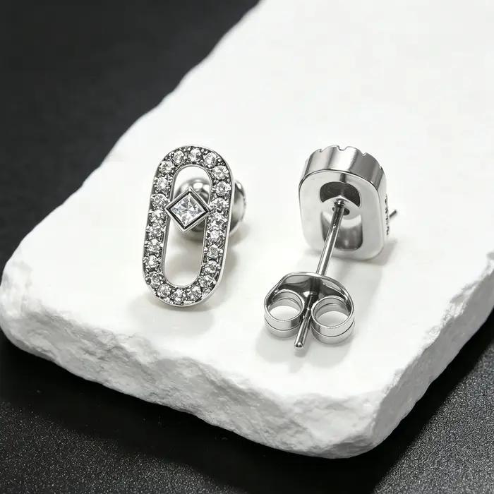 Nouvelles boucles d'oreilles circulaires en diamant