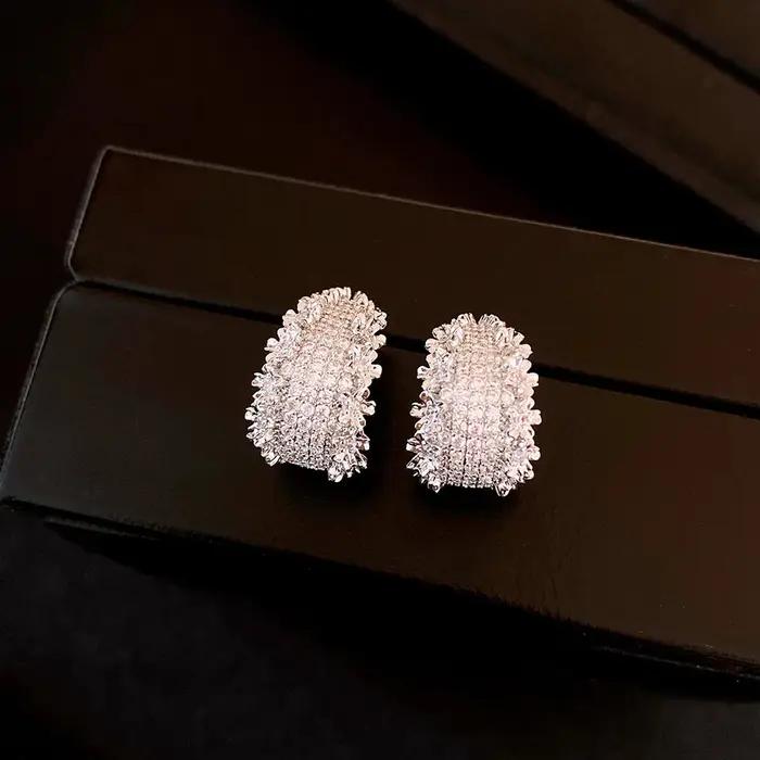 Boucles d'oreilles en forme de C en dentelle de Zircon galvanisé en or 18 carats pour femmes style mode coréen élégance occasions spéciales