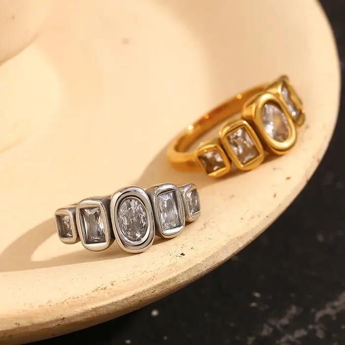 Bague géométrique en acier inoxydable 316L sertie de zirconium blanc élégante pour femmes occasions spéciales fantaisie moderne alliance mariage