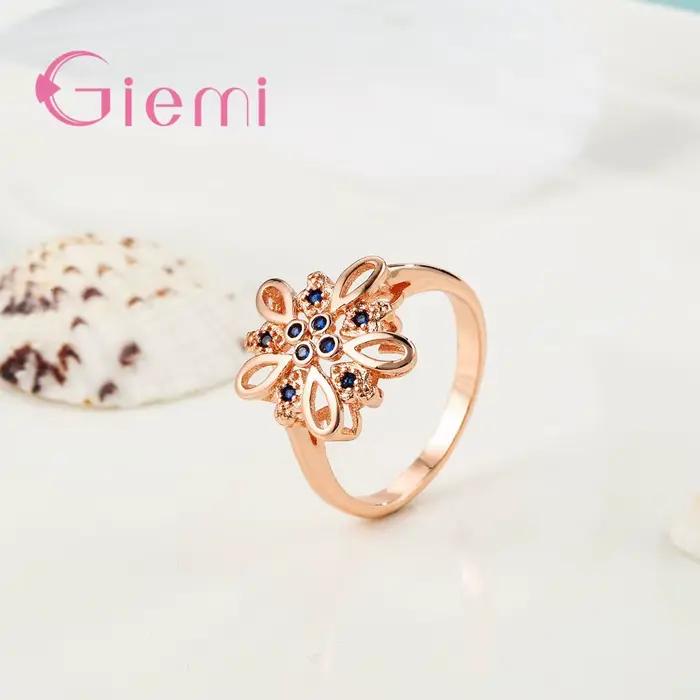 Bague creuse en forme de fleur en or rose pour femme