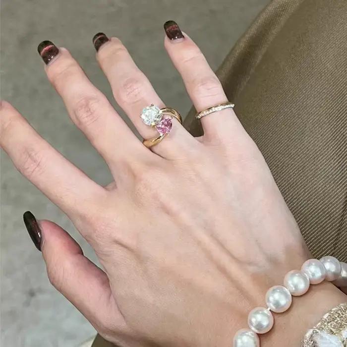 Bagues en diamant rose double couleur en forme de gouttelette d'eau pour femmes