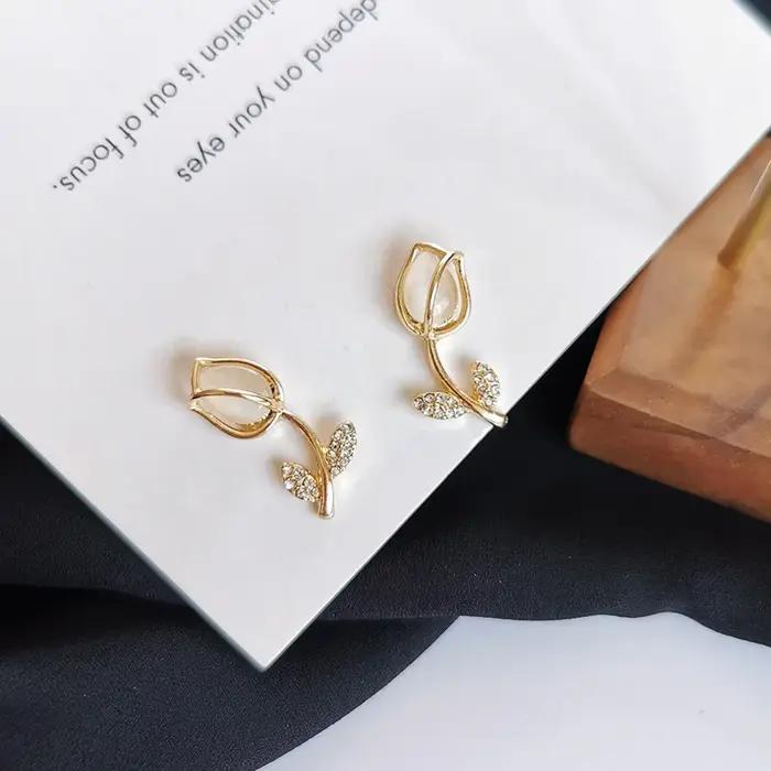 Collier de fleur de tulipe romantique pour femmes