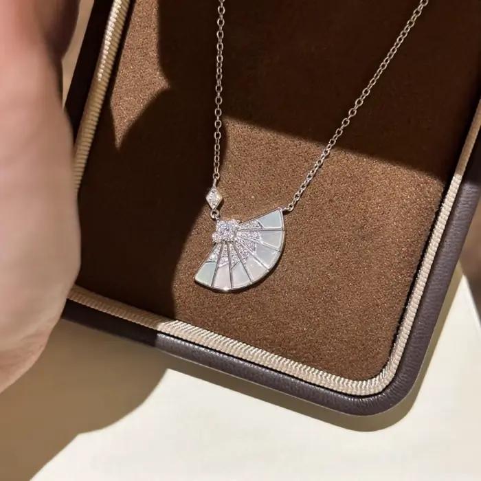 Collier élégant en argent 925 blanc Fritillaria