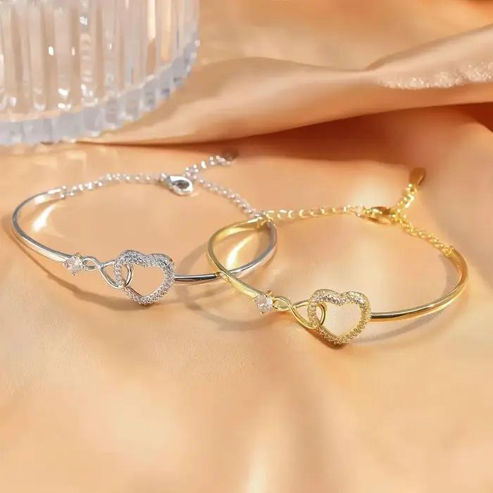 Bracelet Infinity Forever Love Heart en zircone cubique avec placage platine pour femmes, cadeau romantique à offrir pour mère ou fille, pour toutes les occasions spéciales