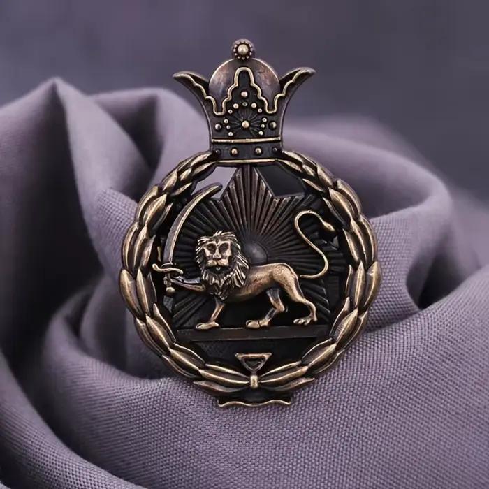 Broche couronne Lion en alliage Vintage, épingle à revers ronde pour hommes, Badge de costume, acces