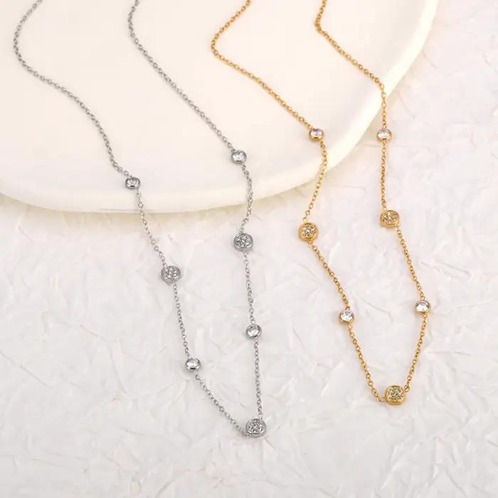 AENINE – collier avec pendentif en cristal de zircone cubique pour femmes
