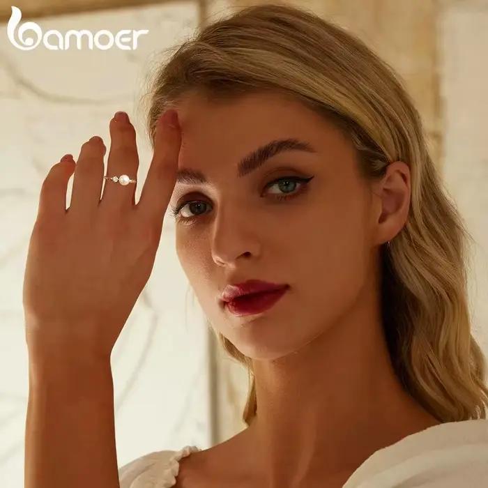 Bague Moissanite avec perle naturelle pour femme