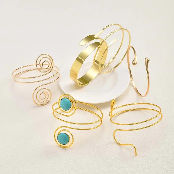 Bracelet de manchette ajustable en acier inoxydable plaqué argent avec motif géométrique élégant pour femmes occasions spéciales