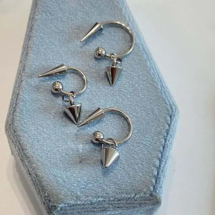 Boucles d'oreilles Punk à rivets couleur argent pour femmes et hommes