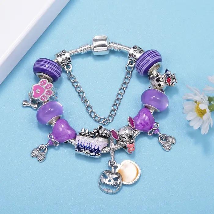 Bracelet à breloques pour femmes avec motifs plumes, bracelet mode hypoallergénique pour occasions spéciales