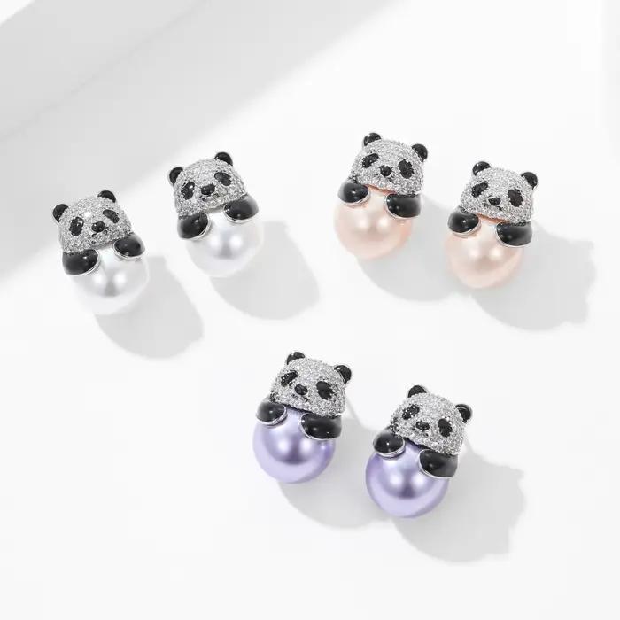 Boucles d'oreilles panda mignonnes en zircon micro-pavé et perles