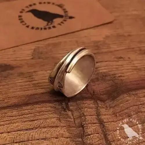 Bague d'ouverture rétro gravée à la main