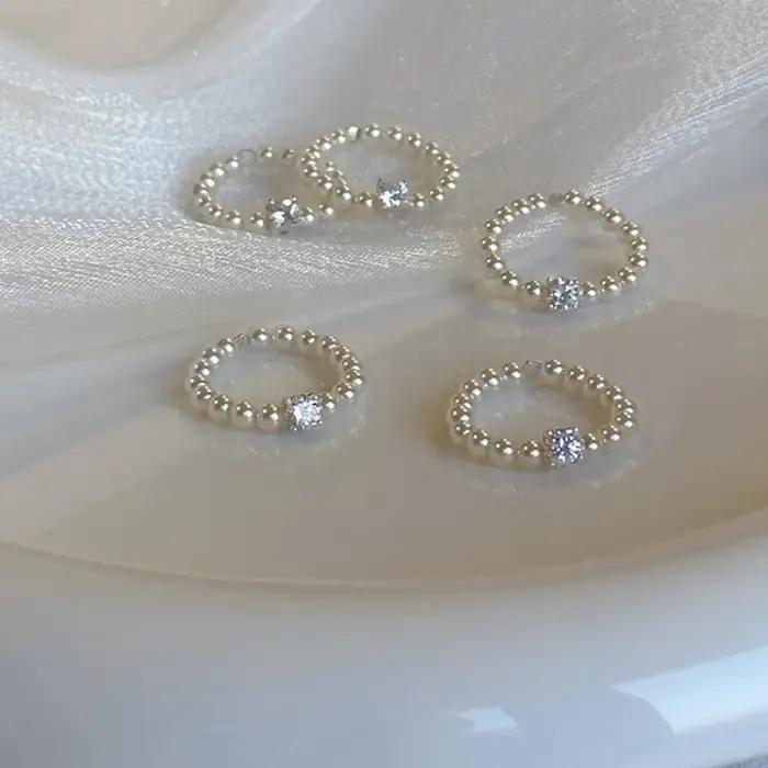 Minar – bague de cocktail élastique en perles d'eau douce blanches et grises de luxe