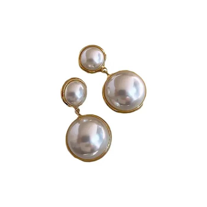 Boucles d'oreilles élégantes aux perles baroques avec nœud papillon sans perçage bijoux de mode de luxe manchette d'oreille pour femmes occasions spéciales