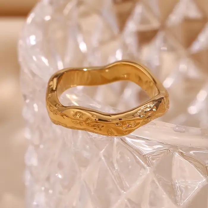 Bague de cocktail élégante en acier inoxydable 316L plaqué or 18 carats pour femmes occasions spéciales soirée fête