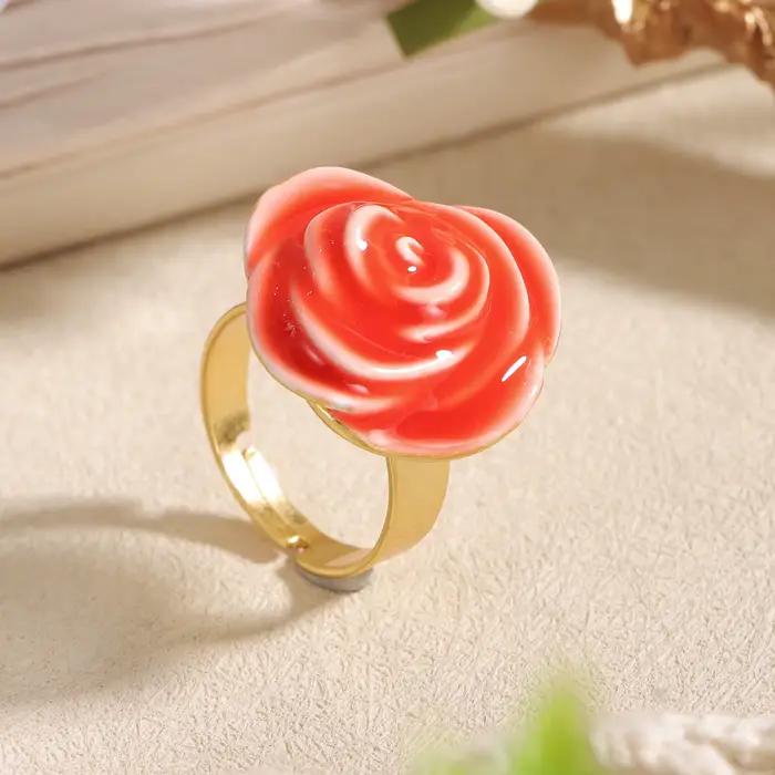 Bague Rose Rouge pour Femme - Étanche, Hypoallergénique, Métal Cuivre - Bijou Floral Élégant, Cadeau