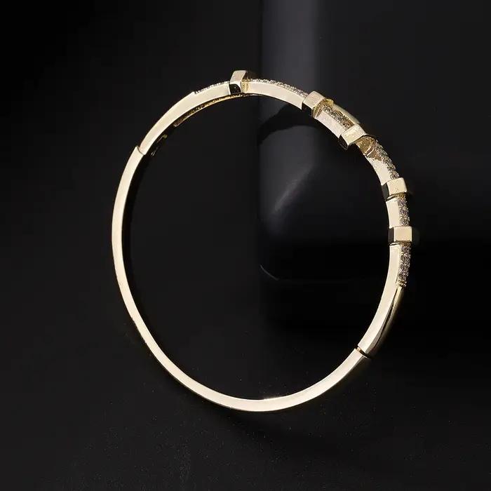 Nouveau Bracelet à ongles en diamant incolore personnalisé polyvalent avec Design de sens avancé