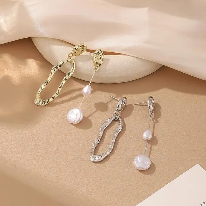 LATS – boucles d'oreilles asymétriques en perles baroques