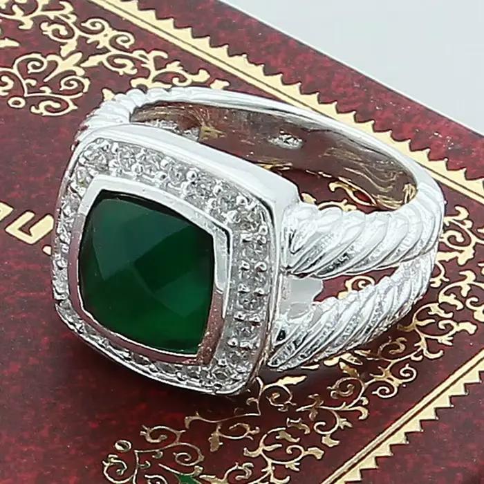 Magnifique bague carrée en argent Sterling 925 avec zircone émeraude