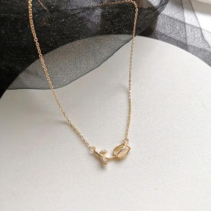 Collier de fleur de tulipe romantique pour femmes