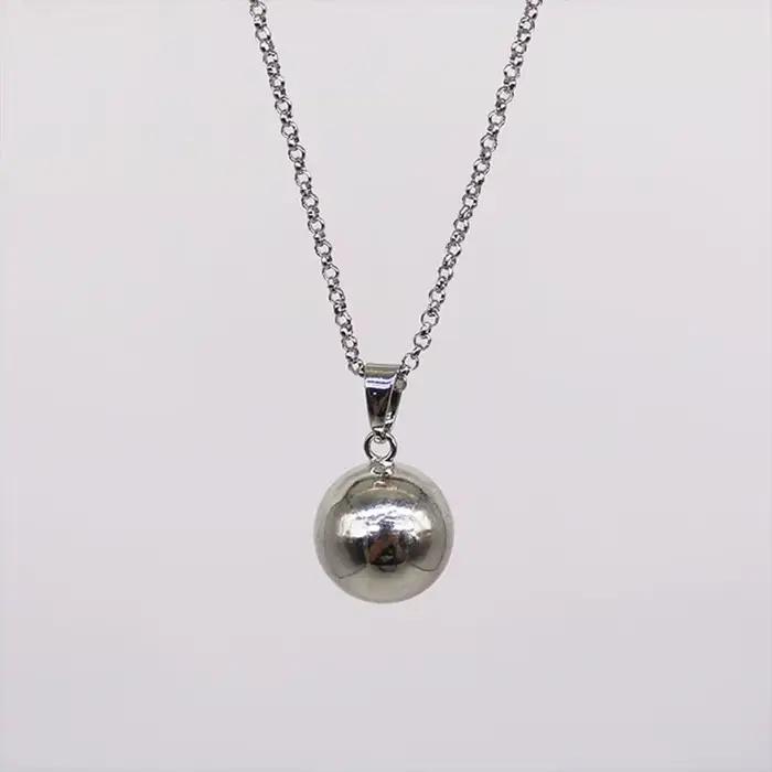 Collier boule d'harmonie brillant de grossesse