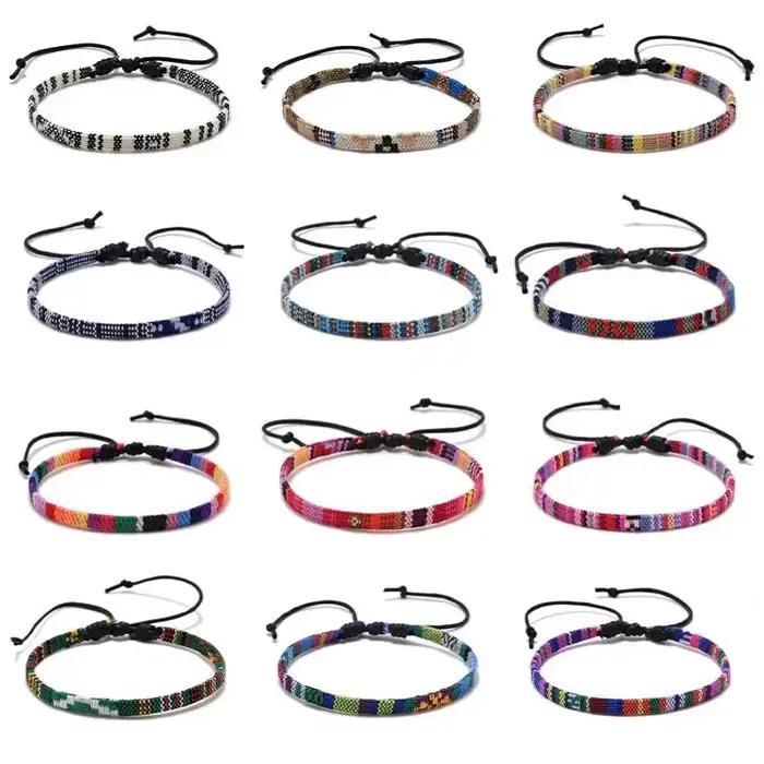 Bracelets à breloques unisexes faits à la main tissés en coton multicolores ethniques pour femmes hommes occasions spéciales
