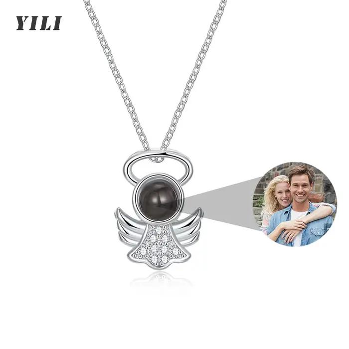 Collier personnalisé avec photo à l'intérieur pour homme et femme style moderne cadeau occasion spéciale souvenirs précieux