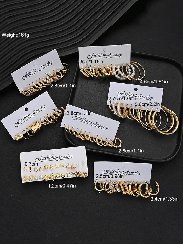 Ensemble de boucles d'oreilles géométriques dorées pour femmes