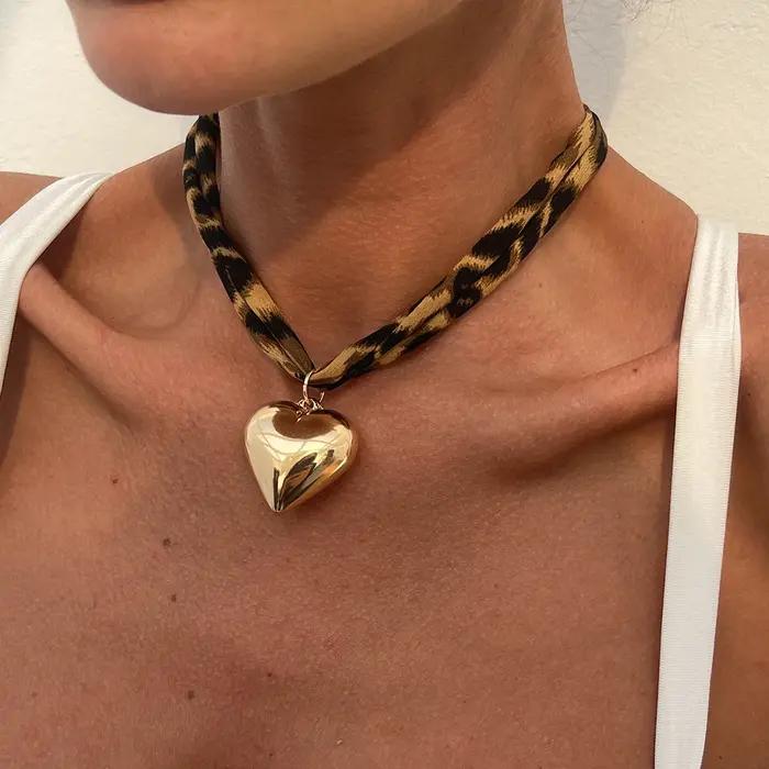 Ingemark 7 Styles ethnique multicouche velours chaîne collier femmes 2025 nouvelle mode métal conque étoile de mer coeur pendentif cou bijoux