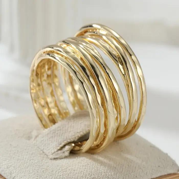 Bague pour femme sculptée à la main style vintage