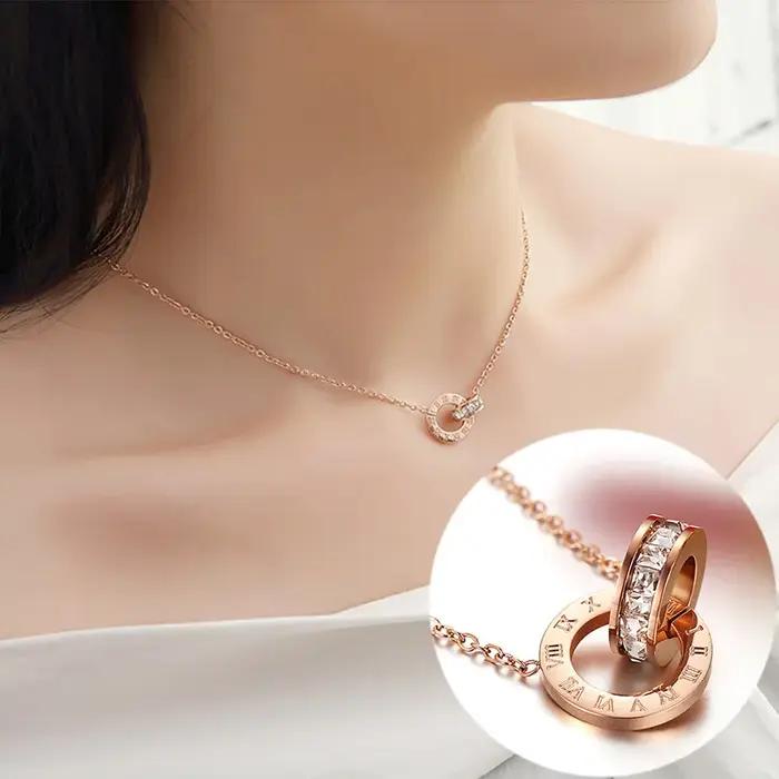 Collier classique pour femme avec chiffres romains et cristaux