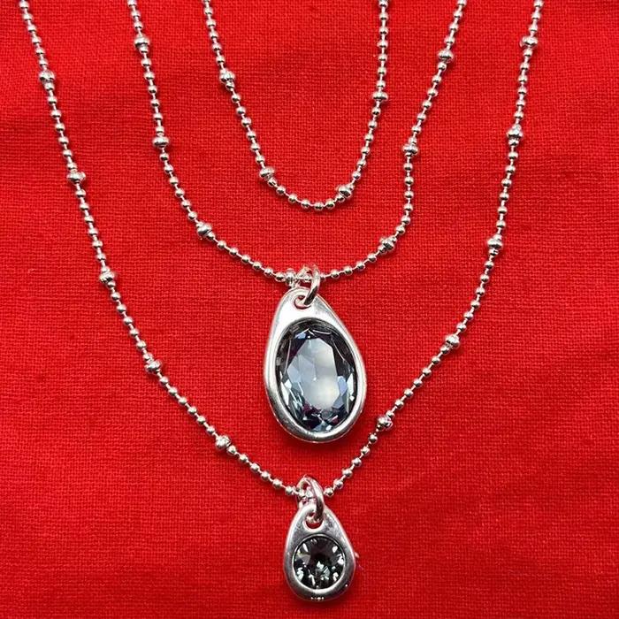 Ensemble de colliers espagnols faits à la main pour femmes avec variété de finitions métalliques occasions spéciales cadeau bijoux d'artisanat