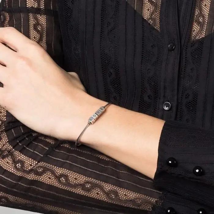 Bracelet Classique Ouvert en Argent avec Lettres