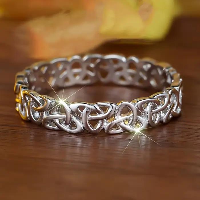 Bague à nœud celtique moderne pour femmes, argentée, pour soirées et occasions spéciales