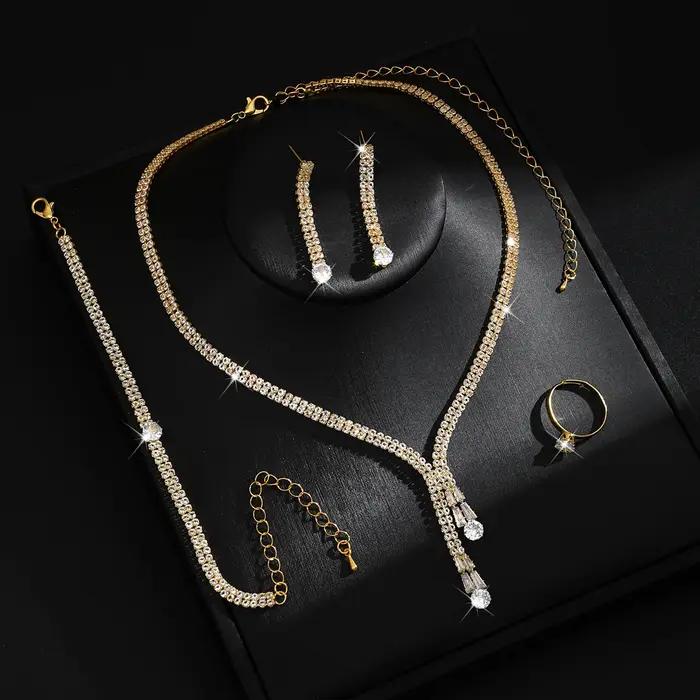 Ensemble collier et boucles d'oreilles au tempérament doux - accessoire de bijouterie de mariage luxueux