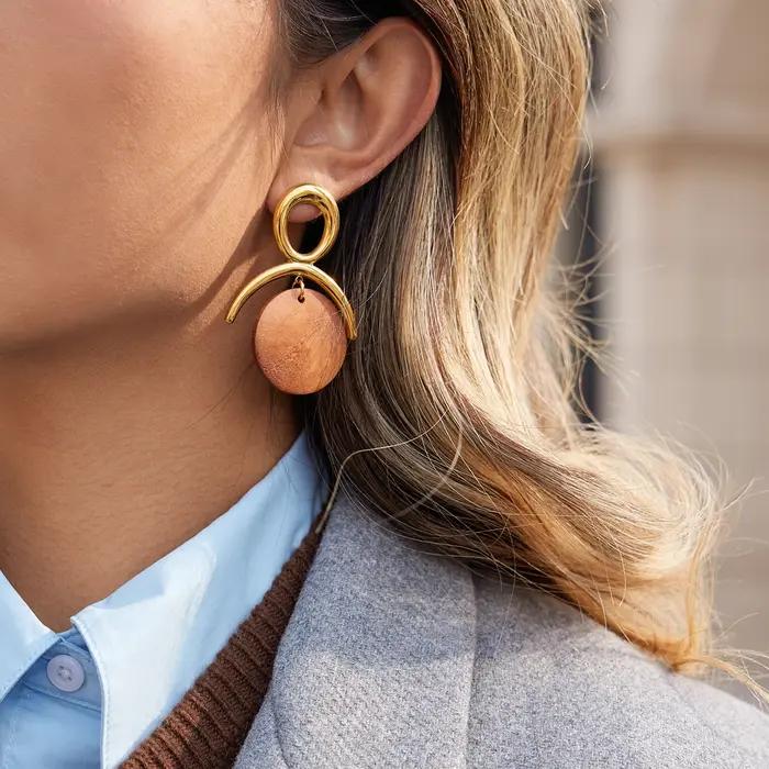 Uworld Vintage marron en bois circulaire pendentif boucles d'oreilles pour femmes 18K plaqué or en acier inoxydable boucle d'oreille bijoux imperméables