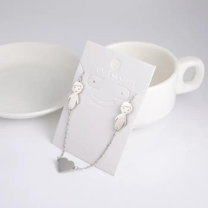 Collier Personnalisé en Acier Inoxydable avec Chaîne de Maillons et Pendentif Cœur pour Hommes Femmes Occasions Spéciales Présent Nom Gravé