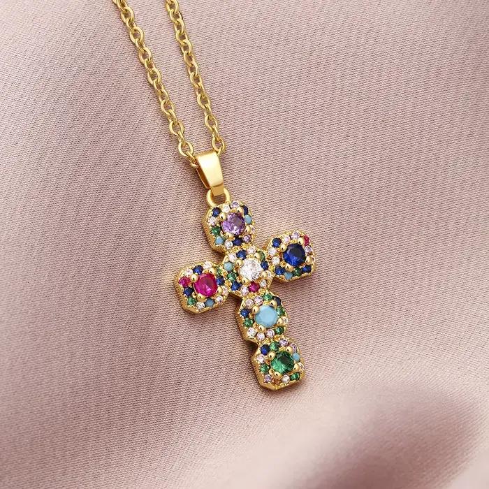 Collier avec pendentif croix de jésus en cristal pour femme, couleur or, zircone cubique, ras du cou chrétien, bijoux cadeau de prière
