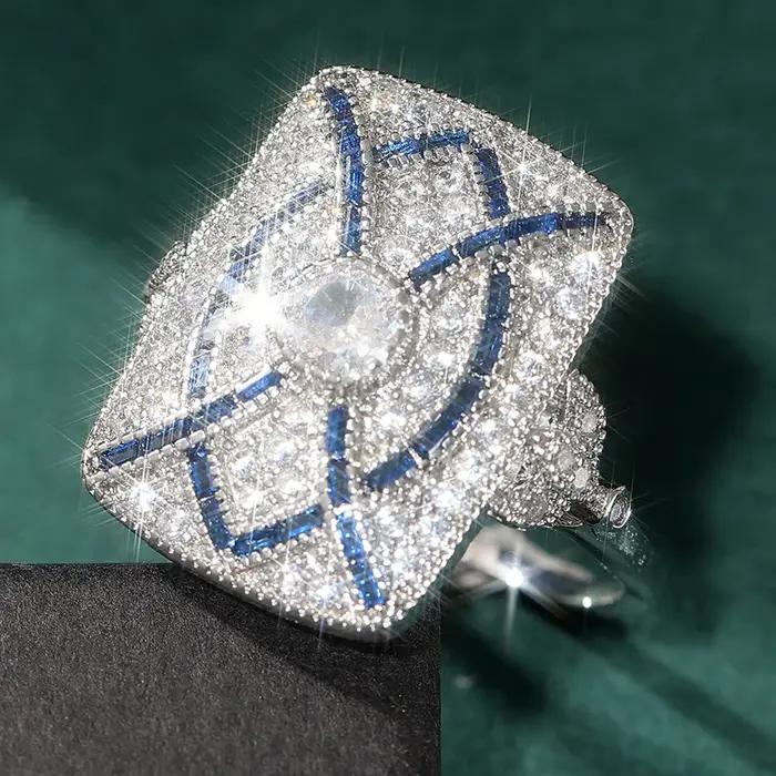 Bague en argent plaqué et zircon synthétique pour femme, design géométrique, bijou de mode pour occasions spéciales et cadeaux d'anniversaire