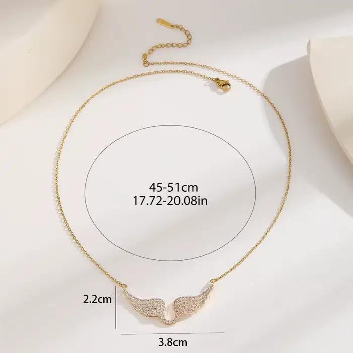 Collier pendentif ailes d'ange en or brillant